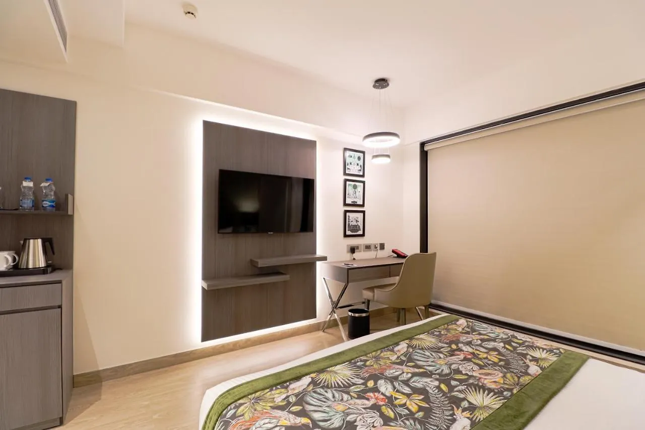**** Hotel Air By Ahuja Residences Gurgaon Indien
